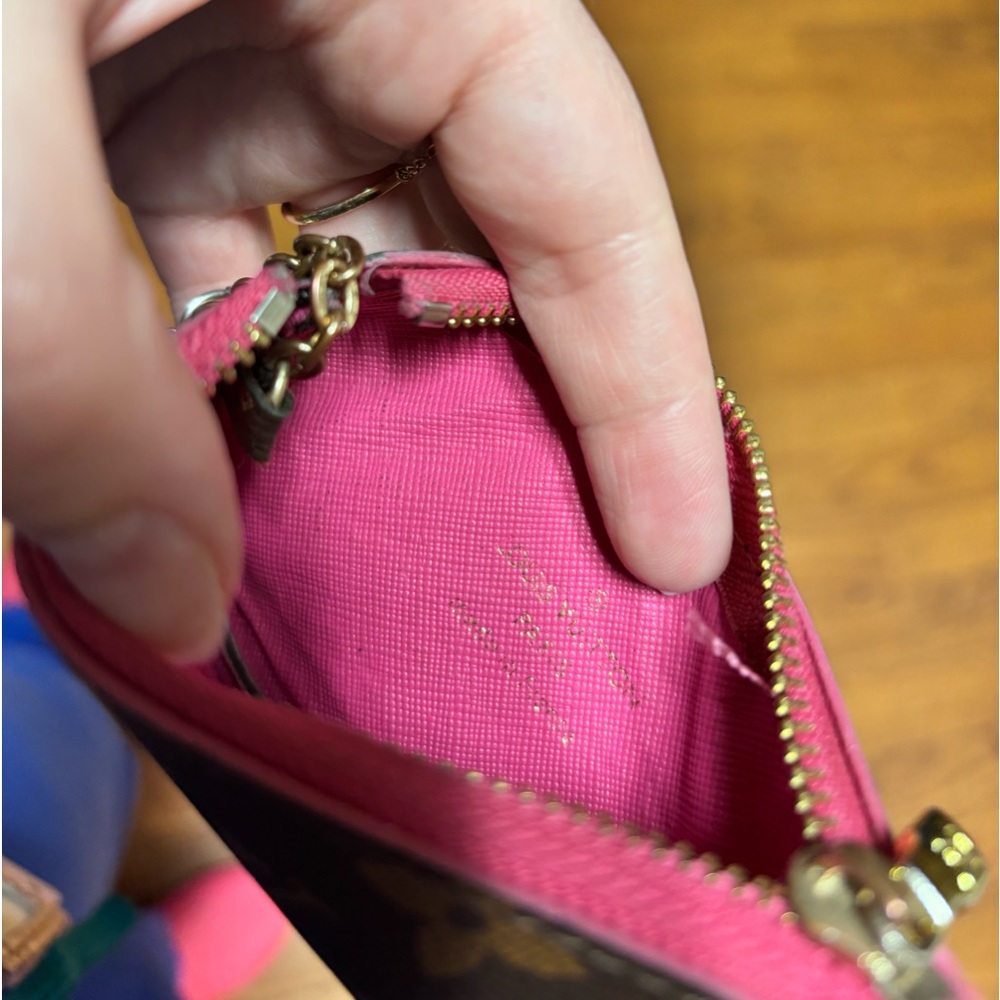 Coin pouch - Picture 3 of 3